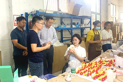 楊淑亭鄉(xiāng)村產(chǎn)業(yè)云車間溆浦車間正式掛牌，開啟數(shù)字化車間新模式